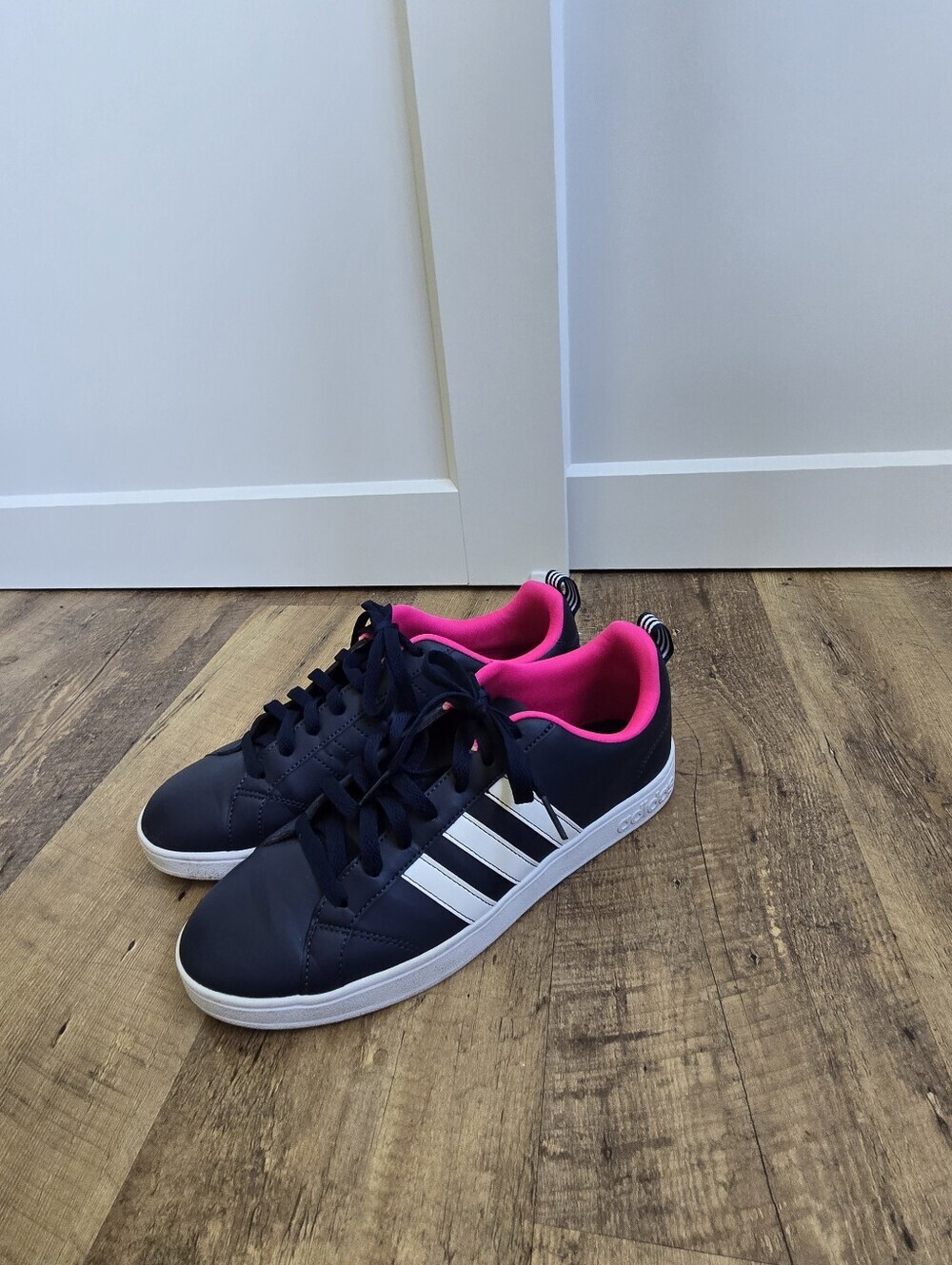 Adidas Advantage Blue And Pink Size 9.5 Womens Sneakers